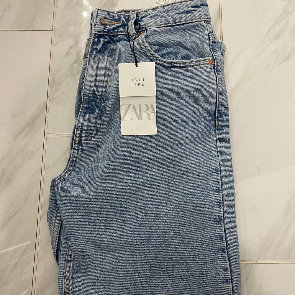 brand new mom fit zara jeans